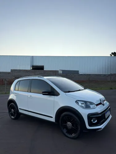 Volkswagen Up! Cross 1.0 TSI Total Flex 12V 5P 2018