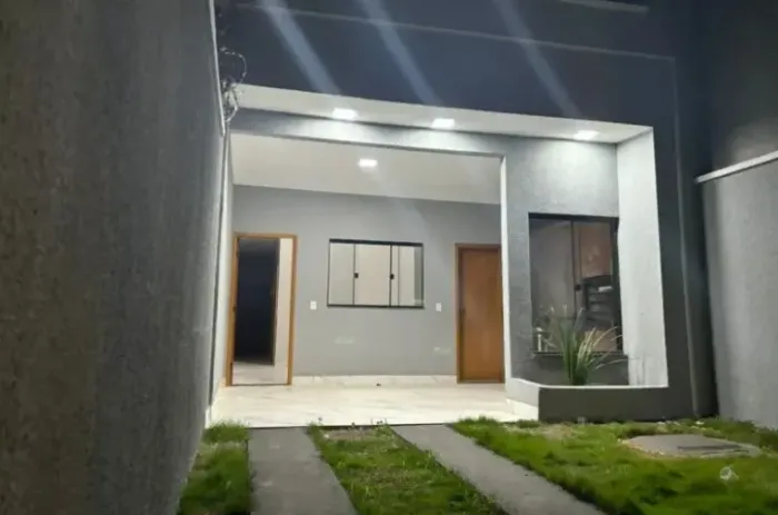 Casa á venda no Catolé - R$ 219.500,00 ( p vender rápido )