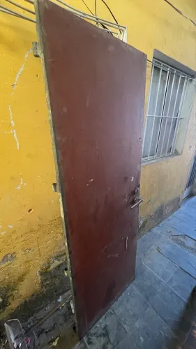 Porta reforçada 