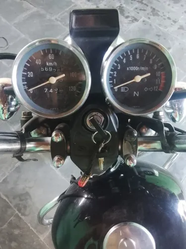 Vendo moto Suzuki intruder 125