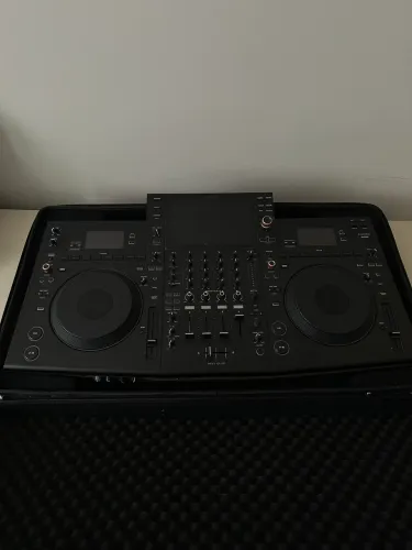 Dj pioneer OPUS-QUAD