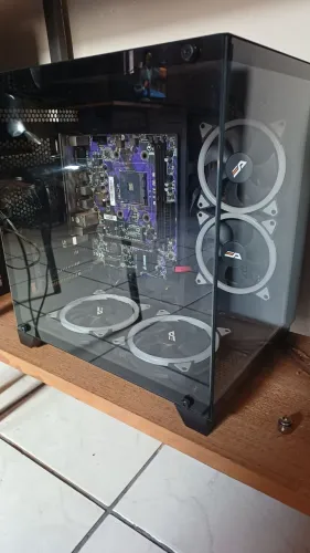Gabinete Aquario Gamer com 4 fans argb