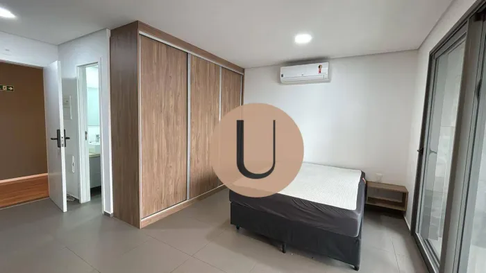 Studio 36m2 no Tatuapé em frente ao Shopping para Locação