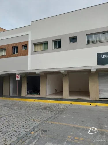 Pontos Comerciais no Centro de Lorena para Locação