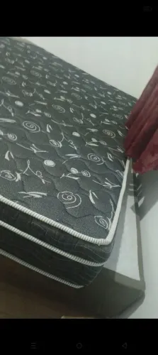 Vendo cama box mais base