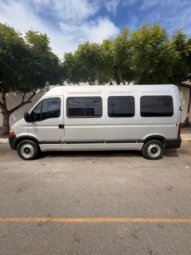 VENDE-SE RENOULT MASTER 2013
