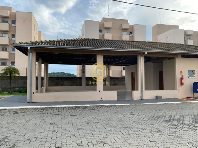 OPORTUNIDADE PARA VENDA E LOCAÇÃO - 2 Dormitórios - Cozinha - Sala - Banheiro - Varanda -