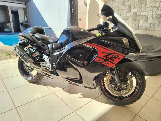 Suzuki Hayabusa 2019 - Preta com Laranja Metálico
