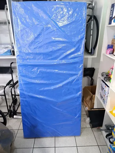 Colchão hospitalar d28