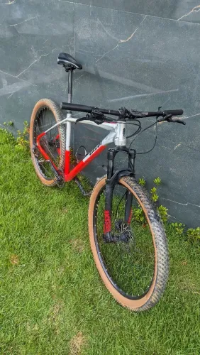 Bicicleta aro 29 tamanho 19