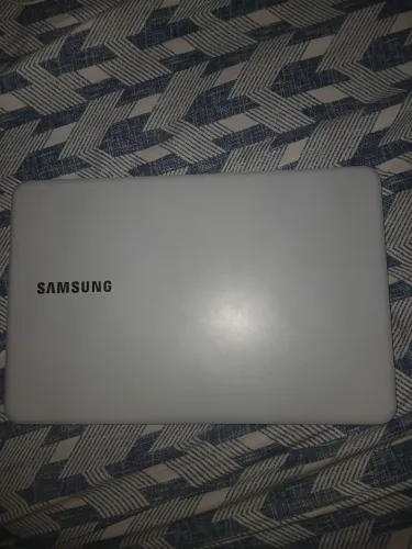 Notebook Samsung 1tb e 4gb i3