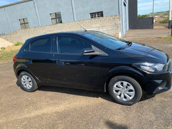 Chevrolet Onix Hatch LT 1.0 8V Flex Mec. 4P 2018