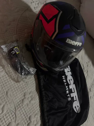 Vendo capacete BIEFFE B12 tamanho 60