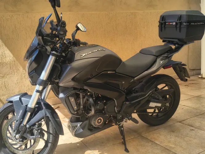 Bajaj Dominar 400 (2025) - Apenas 2.900km - Particular