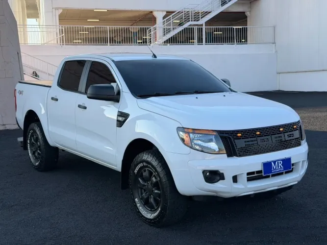 Ford Ranger XL 2.2 4X4 CD Diesel Mec. 2013