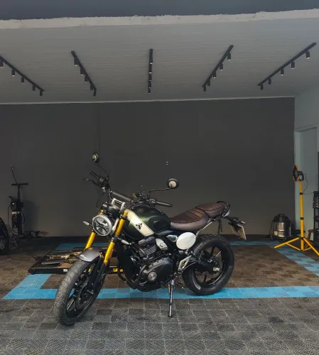 SCRAMBLER 400X - MUITO NOVA - TODA ORIGINAL - POUCO RODADA