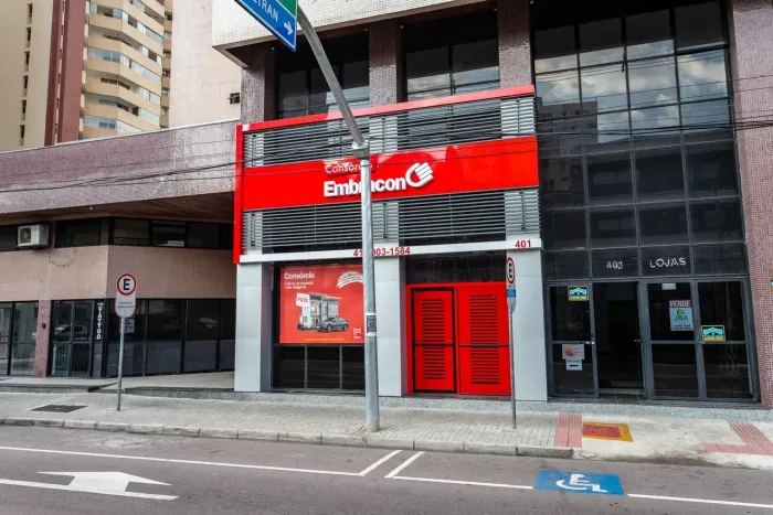 Loja à Venda em Curitiba - Rua Mariano Torres, nº 401, Loja 17, no Centro de Curitiba