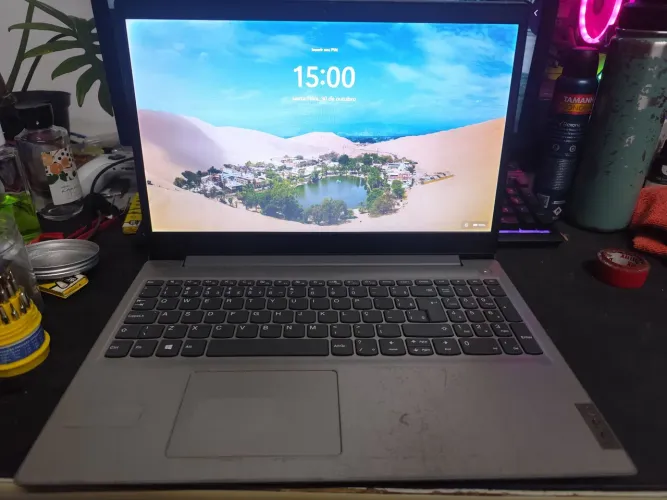 Notebook Lenovo usado
