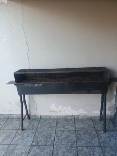 Vendo churrasqueira