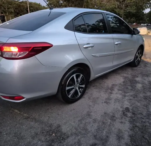 Toyota Yaris XS Connect Sedan 1.5 Flex 16V AUT 2021