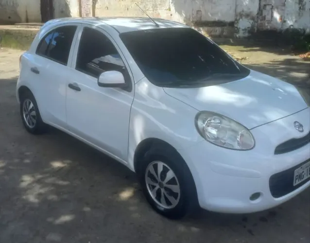 Nissan March 1.0 16V Flex Fuel 5P 2015
