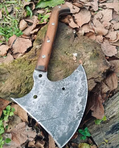 Machado Barbudo Viking Artesanal Em Aço Carbono Full Tang