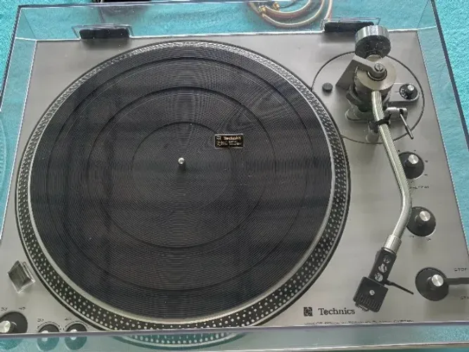 Technics SL-1300