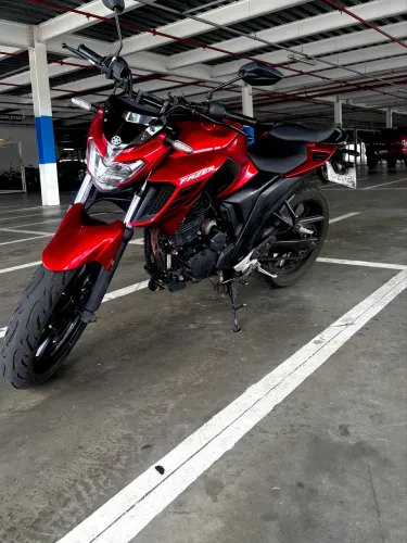 YAMAHA FAZER 250