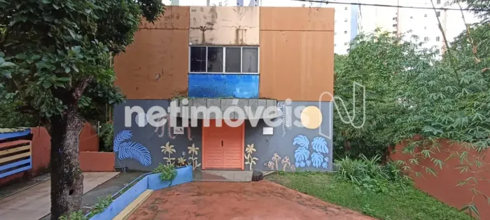 Oportunidade Imperdível: Prédio Comercial de 337 m²; na Graça!