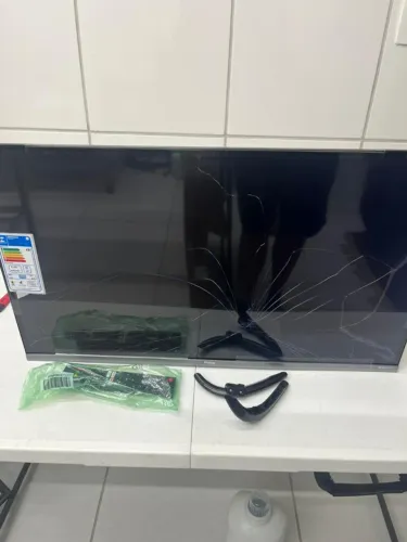 ANDROID TV PHILCO 32 POLEGADAS DEFEITO