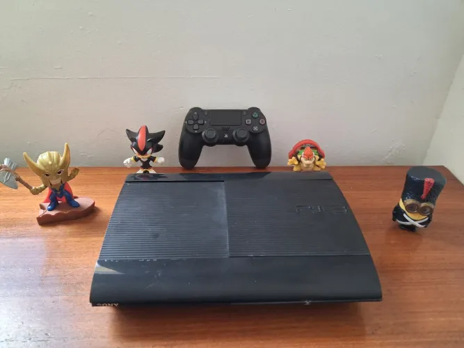 Playstation 3 super slim Desbloqueado HD 500gb