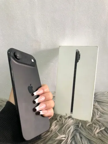 IPHONE 17 AIR PRETO