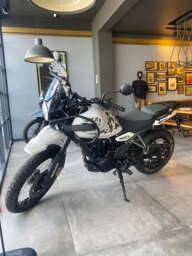 Himalayan 450c Kamet White - 2026 (0 KM) MICK