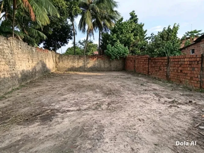 VENDO TERRENO ATRAS DO CONDOMINIO JARDIM FLORENÇA II , PX AO BEIRA RIO