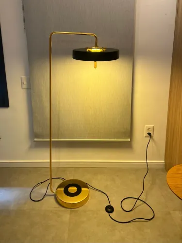 Luminária de Piso Breton