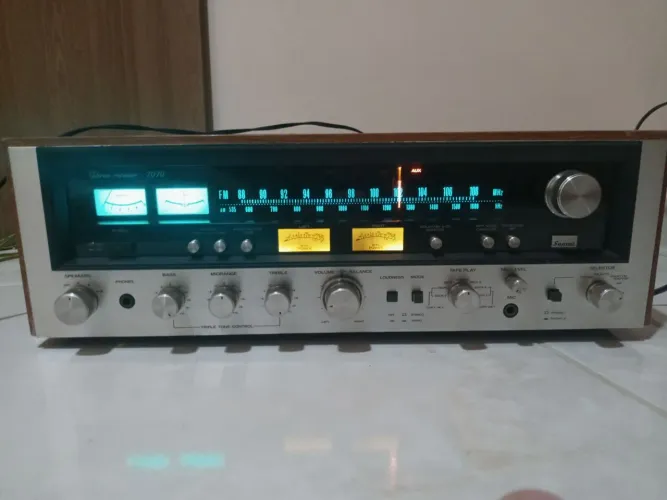 Receiver Sansui 7070