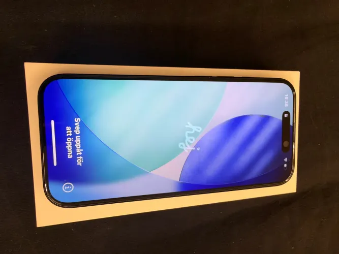 VENDO iPHONE 16 PRO - 256 GB