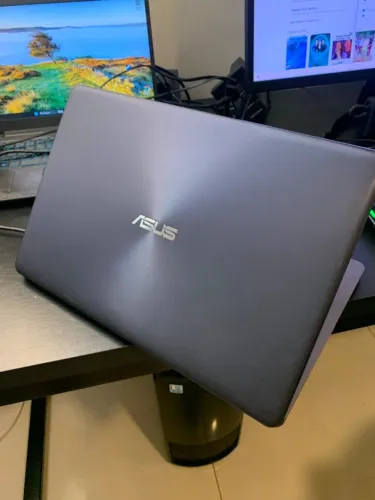 Notebook Asus, GeForce 930MX, 8 Gb de memória, HD 1 Terabyte