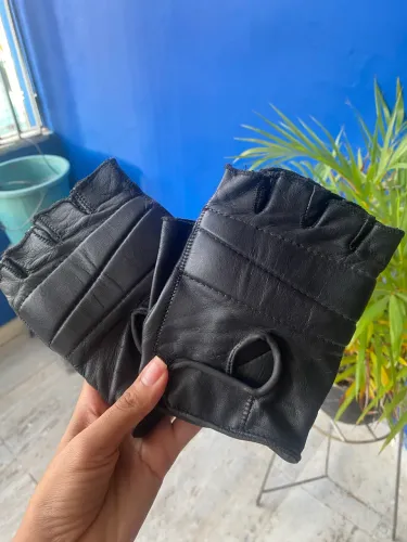 Luvas de couro 