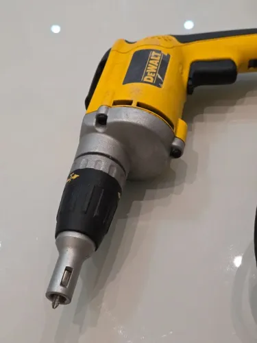 Parafusadeira para Drywall DEWALT-DW257