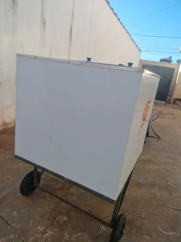 Carrinho de Cachorro-Quente Usado - R$ 500