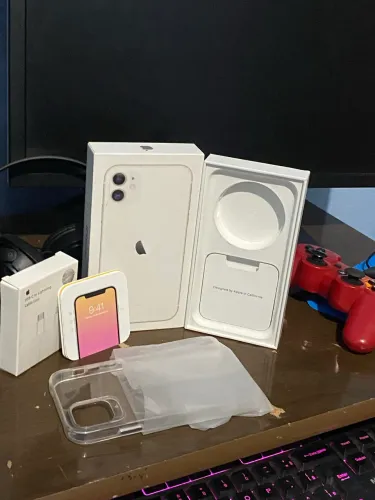 iPhone 11 - 128GB