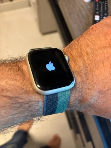 Apple Watch Series 7 GPS 45mm | Modelo Alumínio