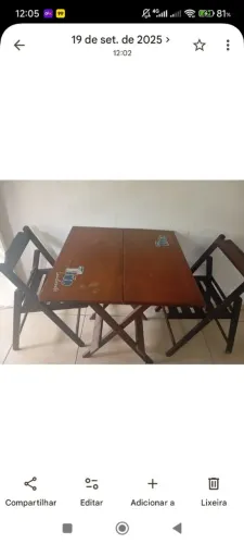 Mesa com cadeiras 