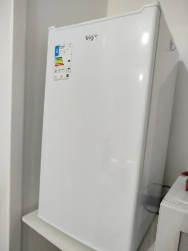 FRIGOBAR ELGIN 93L 220V