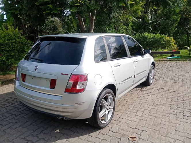 Fiat Stilo Dualogic 1.8 Sporting Flex 8V 5P 2008