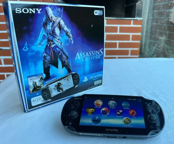PS Vita com cartão de 32GB