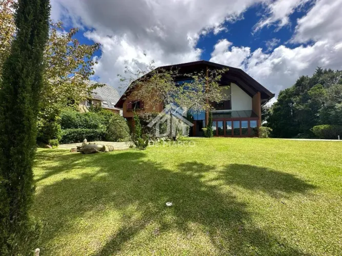 Casa Condominio Veu da Noiva 5 suites, spa completo, vista linda, 469 m2 area