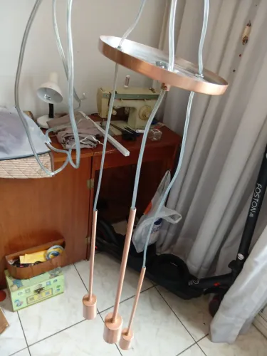 Lustre luminária cor bronze mais 3 lâmpadas quente amarela