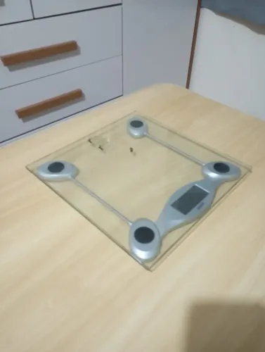 Balança digital de vidro G-Tech - funcional, display LCD, até 150kg
